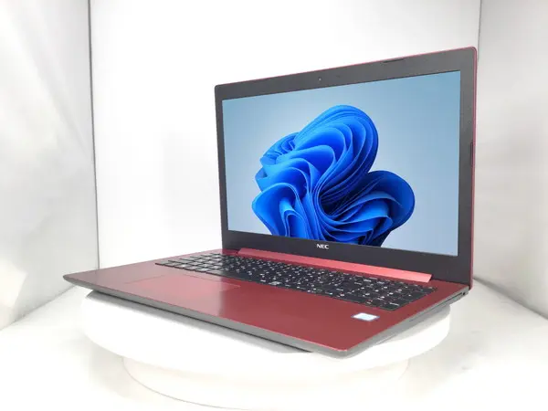 NEC LAVIE Note Standard NS700/MAR-E3(第8世代CPU)