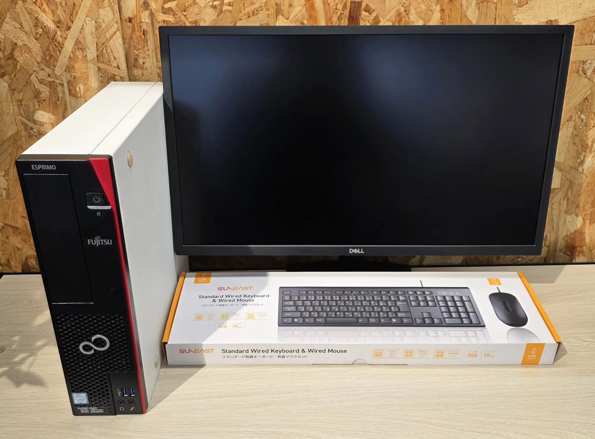 富士通 ESPRIMO D588/B(第9世代Corei5CPU）