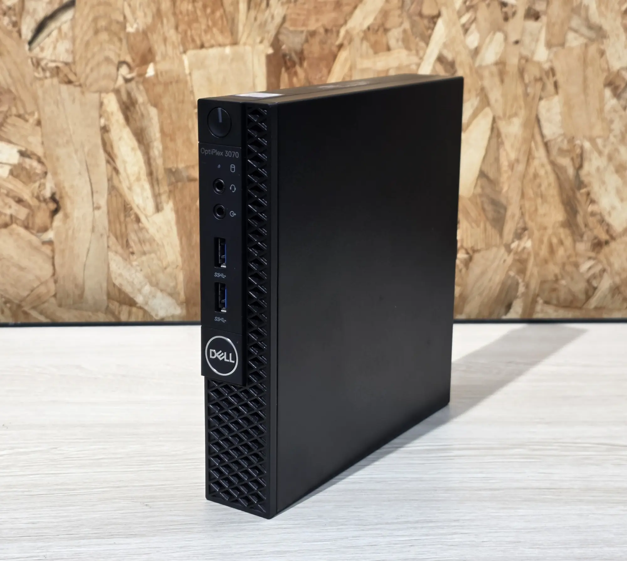 DELL Optiplex 3070 Micro（第8世代CPU）