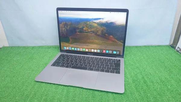 Apple MacBook Air(Retina 13-inch 2019)