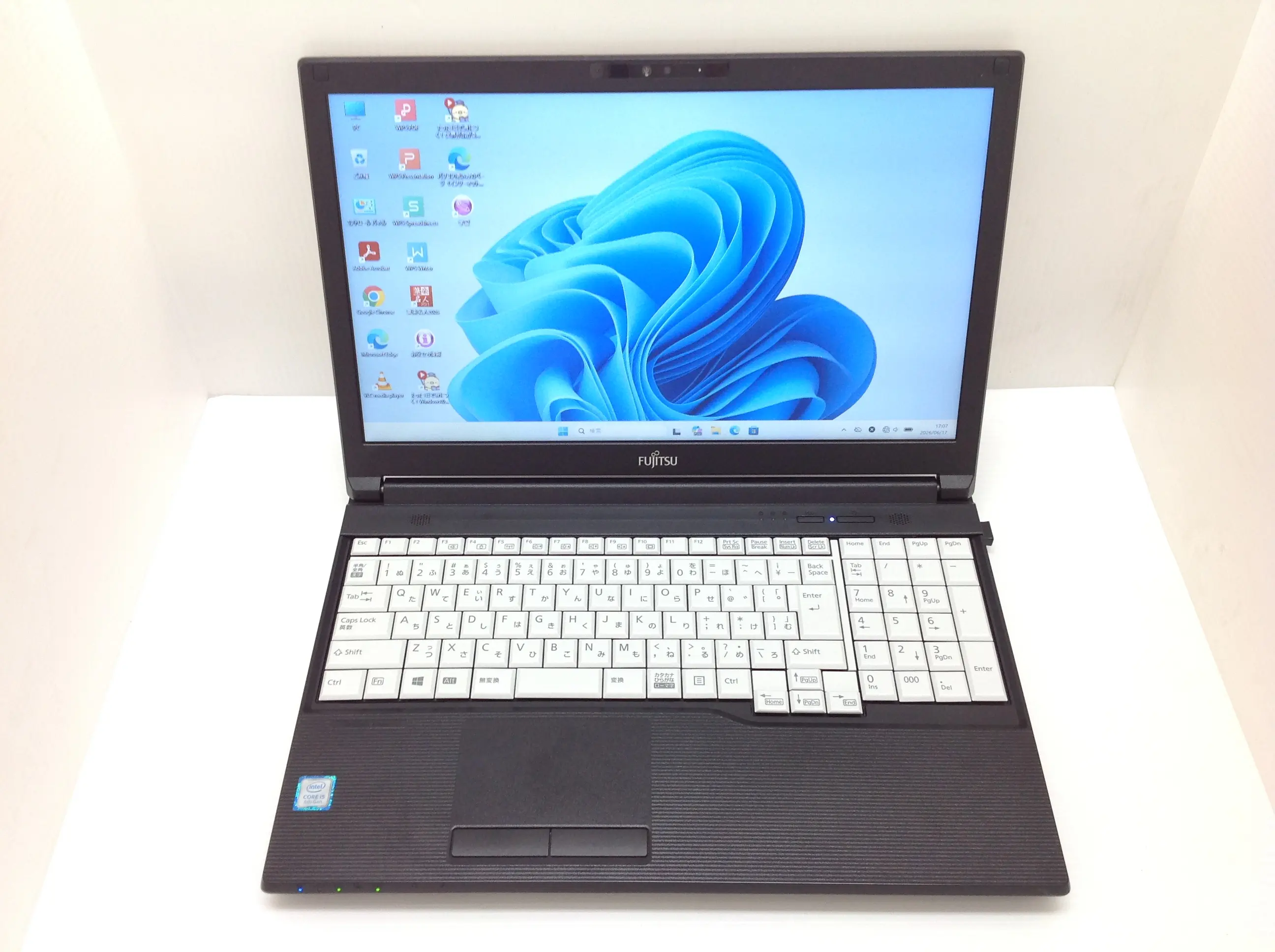 富士通 LIFEBOOK A579/B (第8世代CPU) Win11Pro・SSDモデル