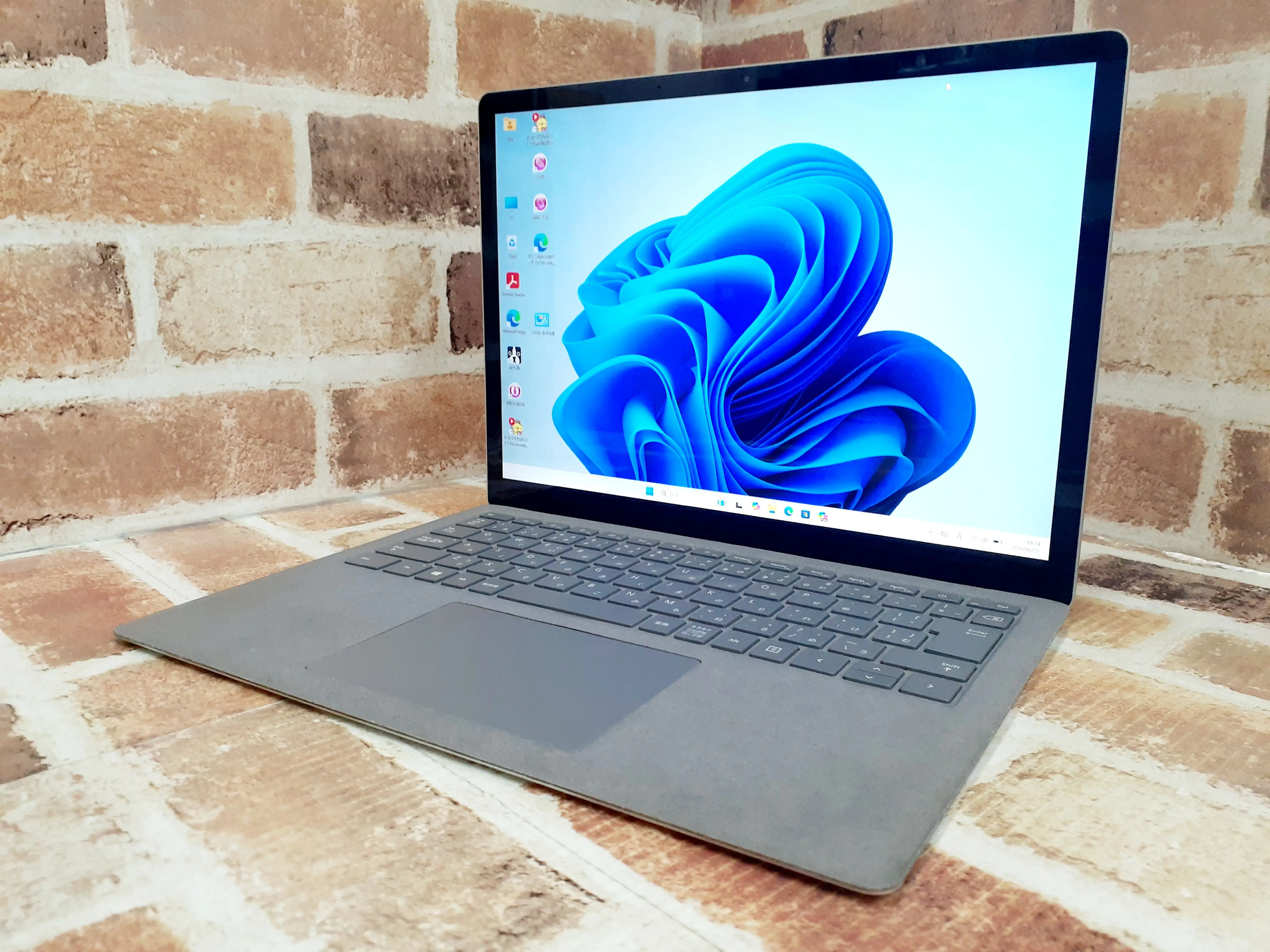 Microsoft Surface Laptop 4 1958 メモリ16GB
