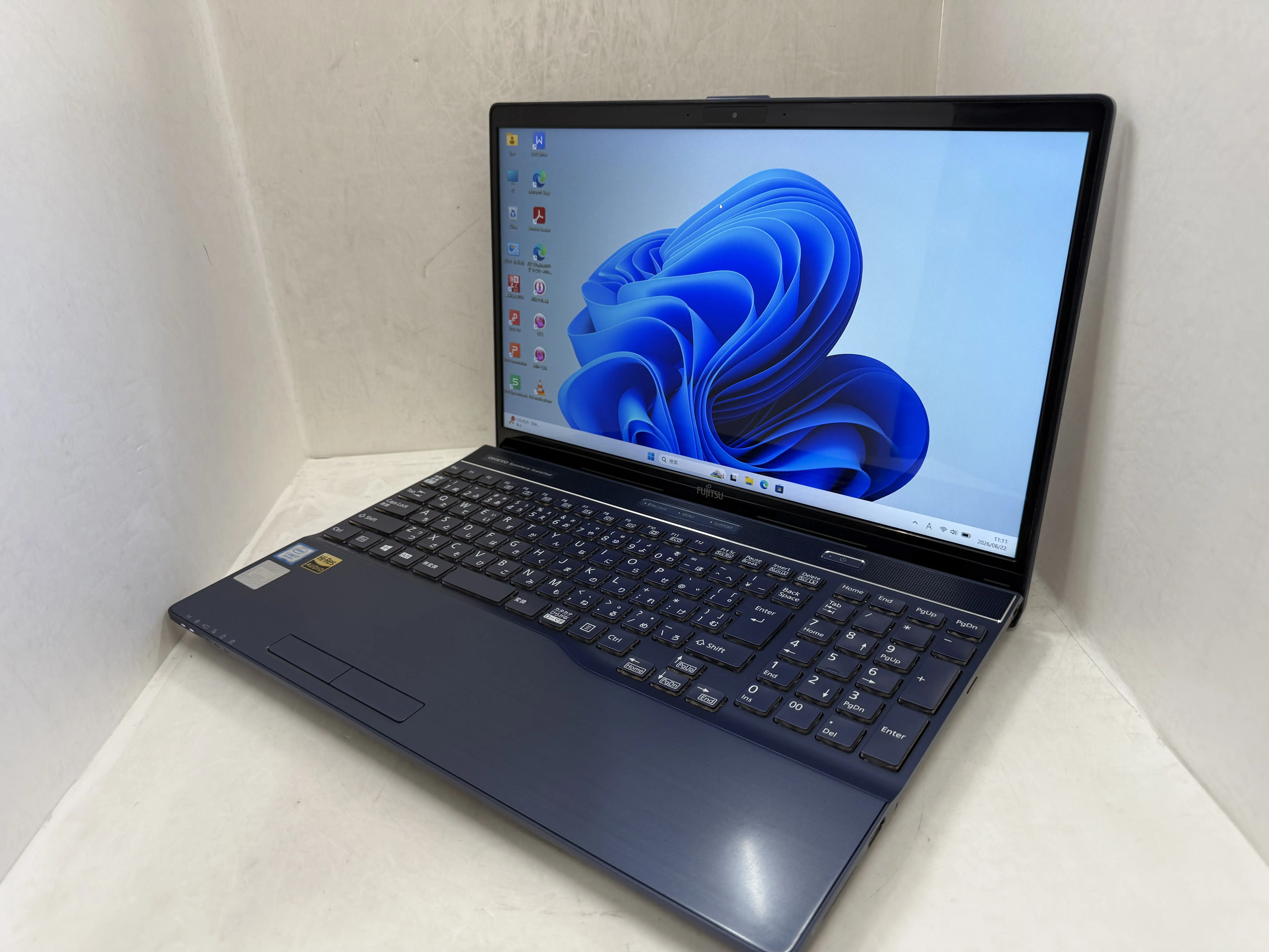 LIFEBOOK AH77/C2（第8世代Corei7）