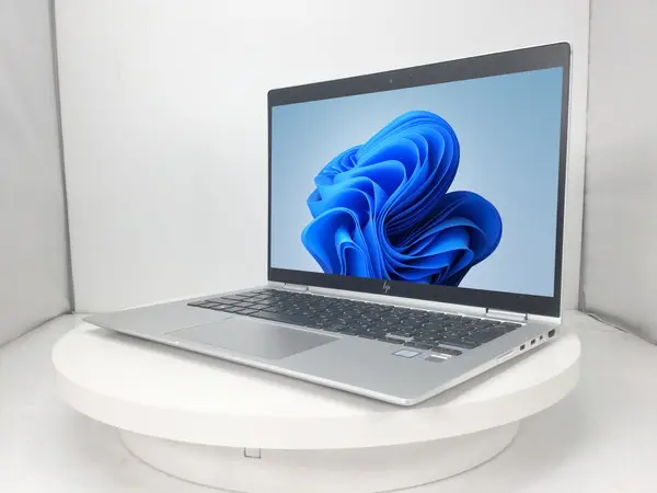 HP EliteBook x360 1030 G4（第8世代CPU）
