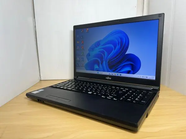 富士通 LIFEBOOK A579/A