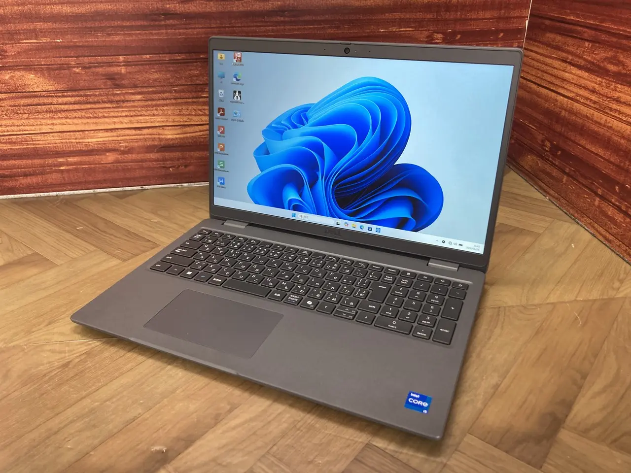 DELL Latitude 3550
