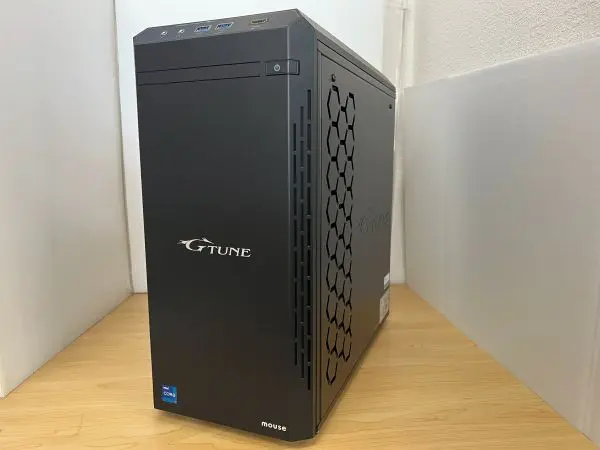 mouse computer オリジナルDT (SSD 1TB + HDD 4TB / Radeon RTX 6700 XT(VRAM:12GB))
