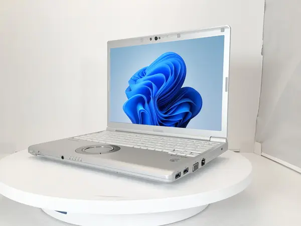 Panasonic Let'snote CF-SV9（第10世代CPU）
