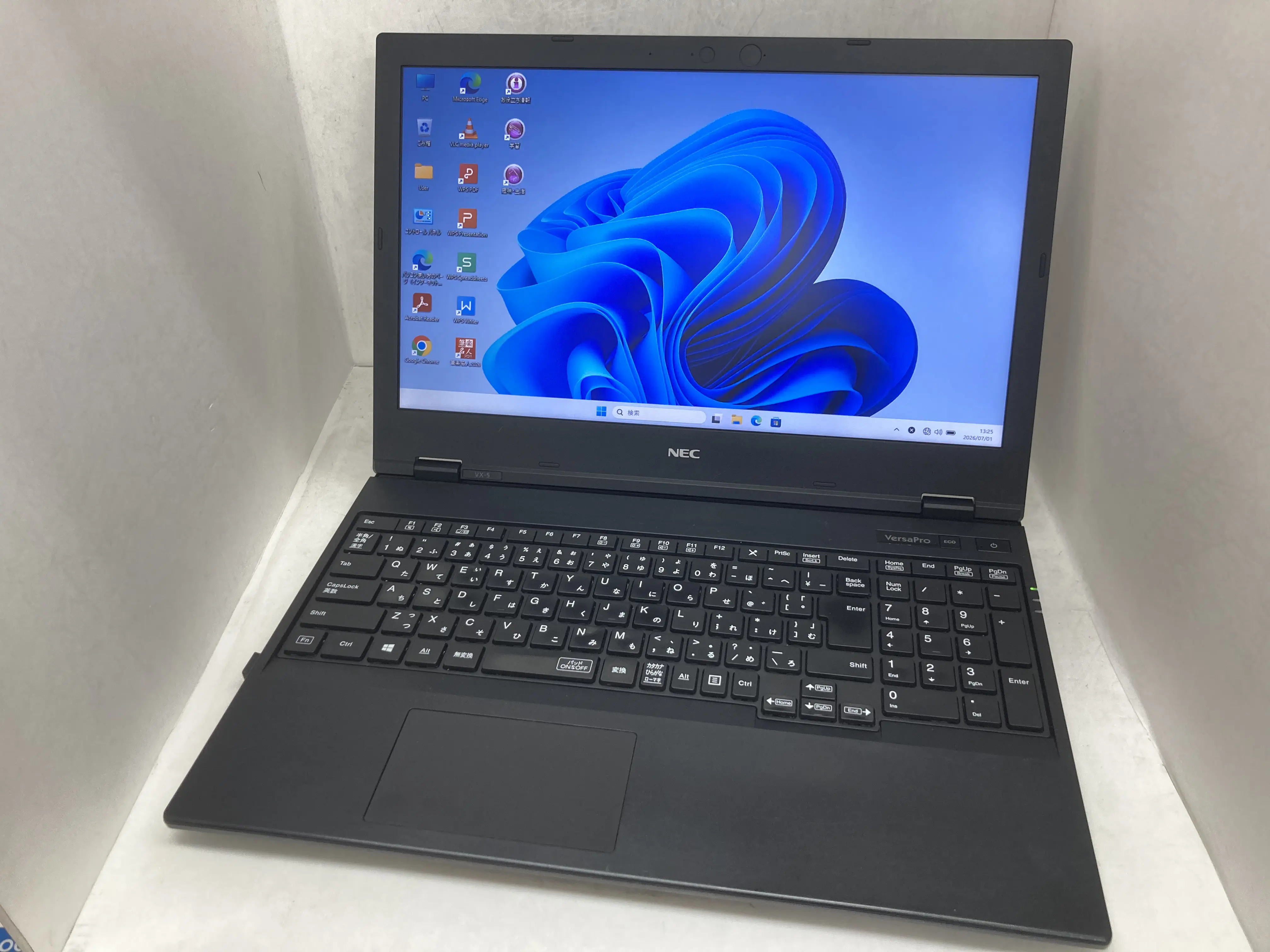 NEC PC-VKL21X-5（第8世代Corei3）