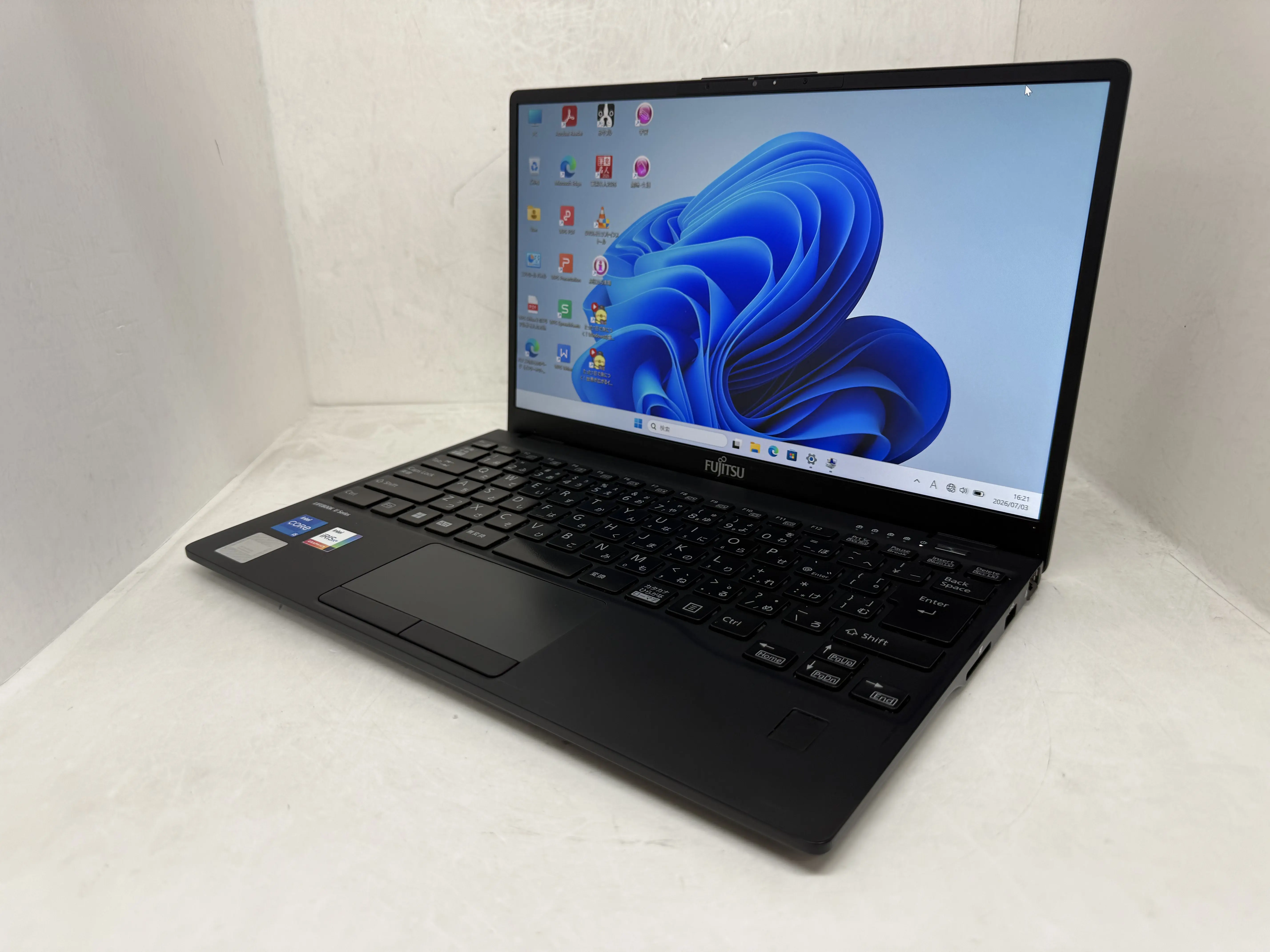 FUJITSU LIFEBOOK U9312/J（第12世代Corei5）