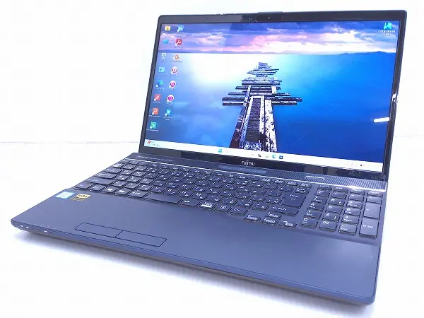 富士通 LIFEBOOK AH77/D1