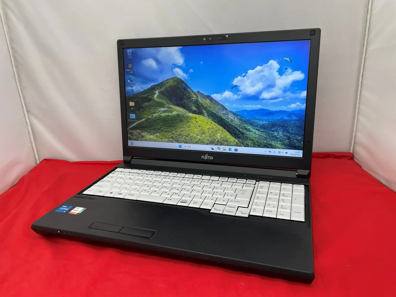 富士通 LIFEBOOK A5512/KX　（第12世代CPU）
