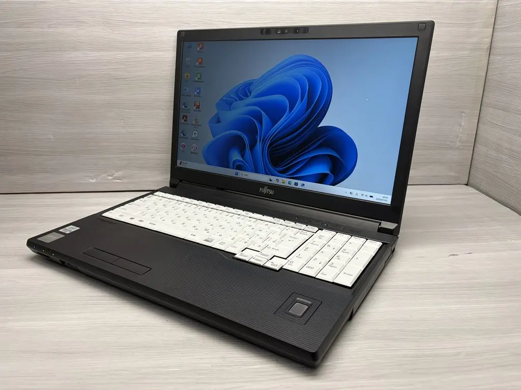 富士通 LIFEBOOK A7510/D（第10世代CPU）