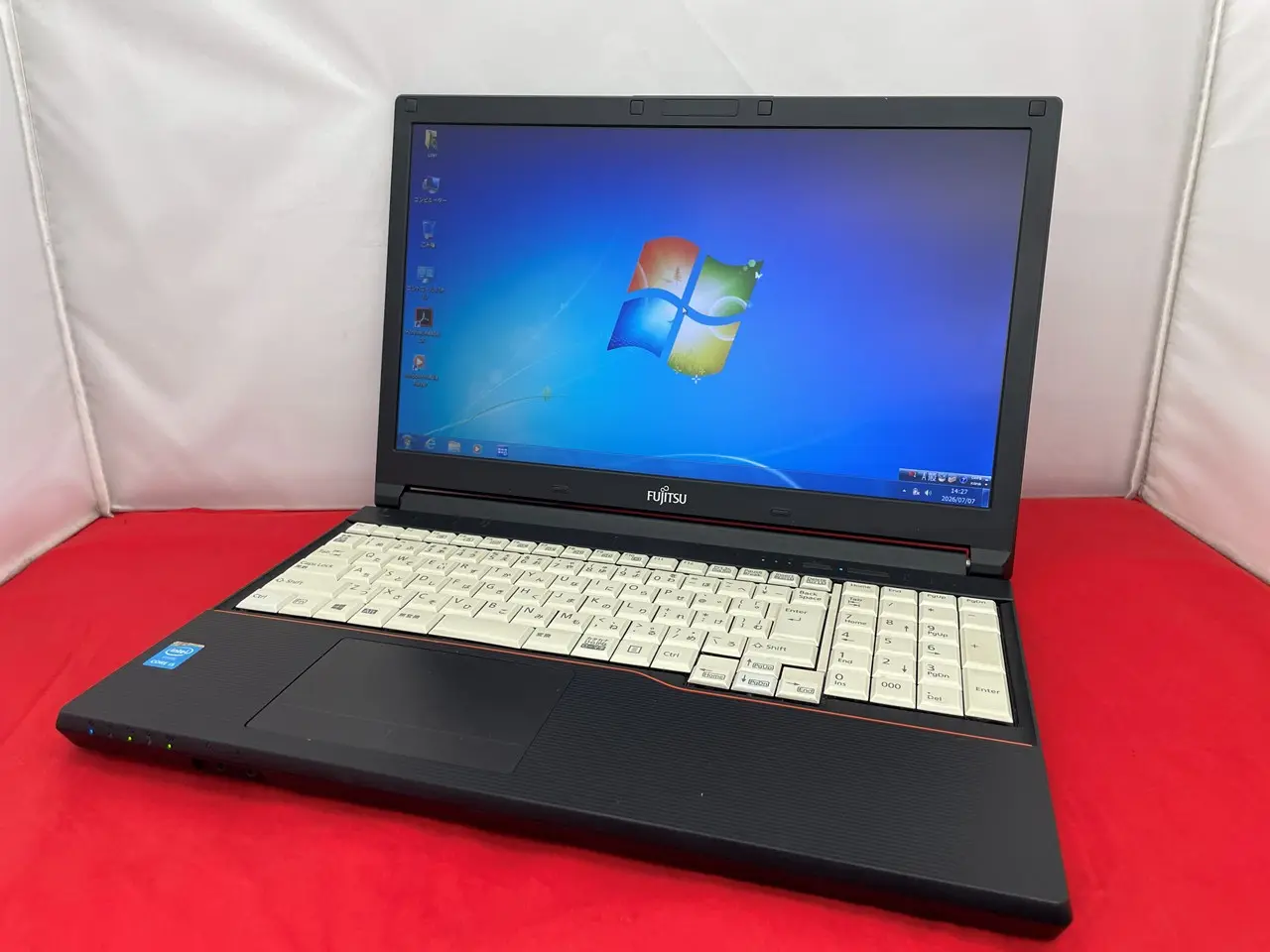富士通 LIFEBOOK A574/K　（Windows7Pro64bit搭載モデル）