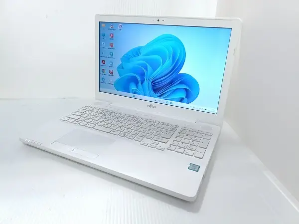 富士通 LIFEBOOK AH50/A3 (第6世代CPU)