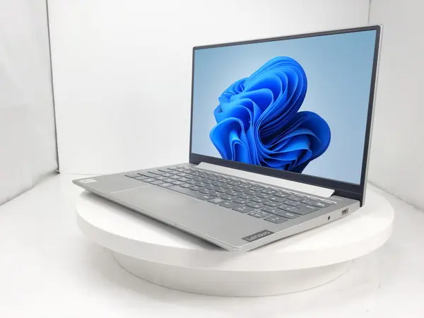 Lenovo ideapad S340 13IML（第10世代CPU）