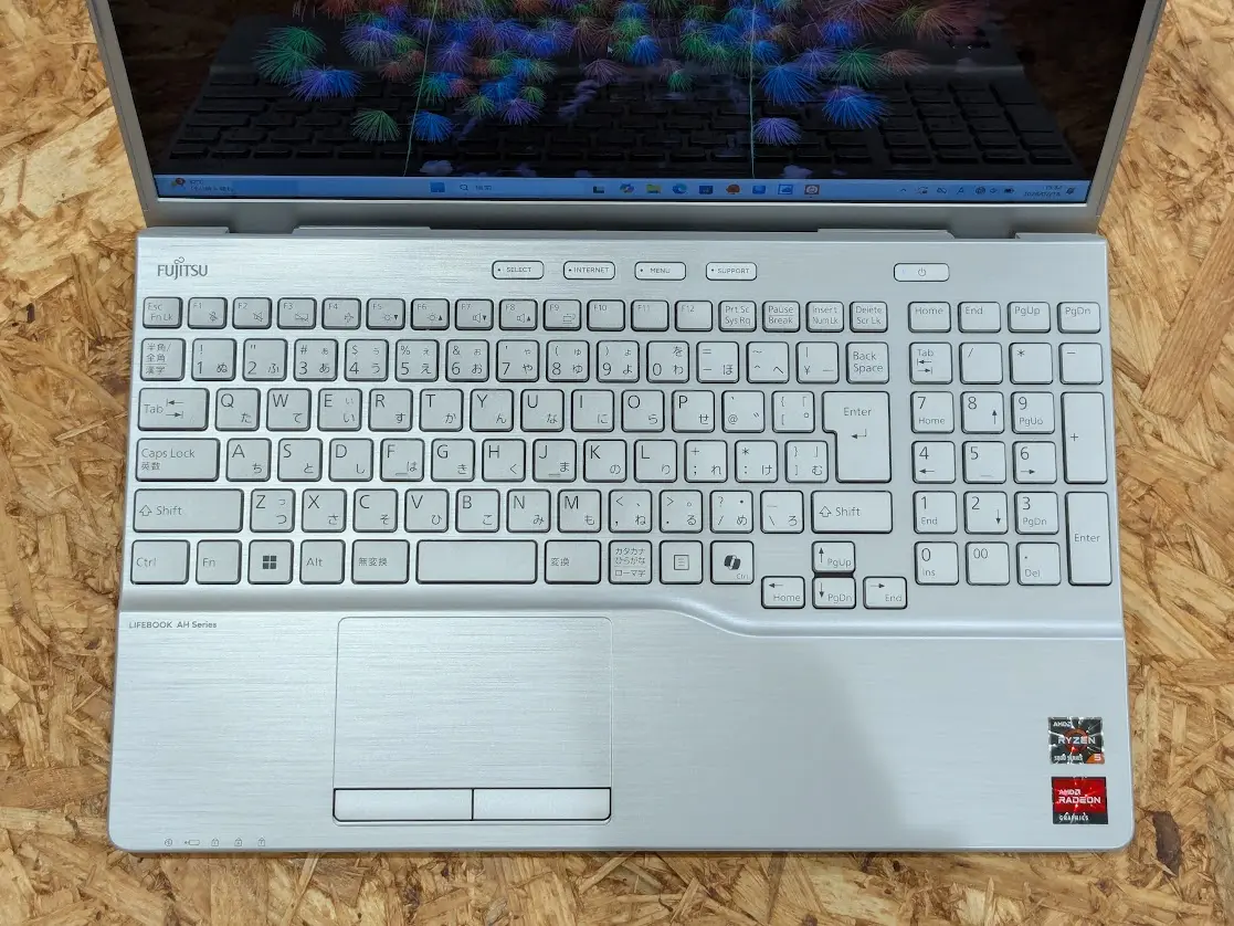 FUJITSU LIFEBOOK AH450/J(Ryzen5 5500U 2.1GHz / メモリ:8GB / SSD