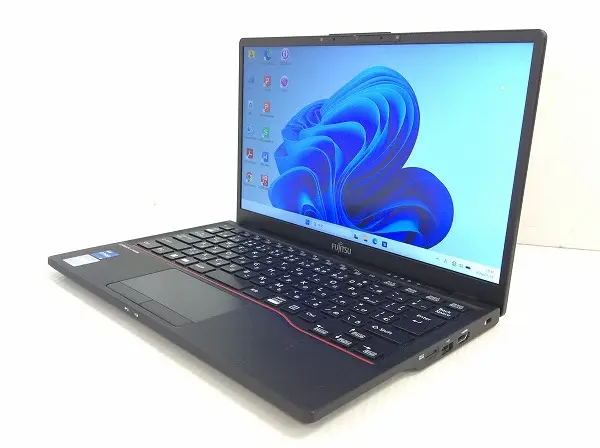 富士通 LIFEBOOK U6312/J(第12世代CPU)