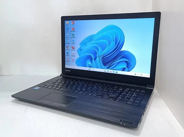東芝 dynabook B45/DN (第7世代CPU)