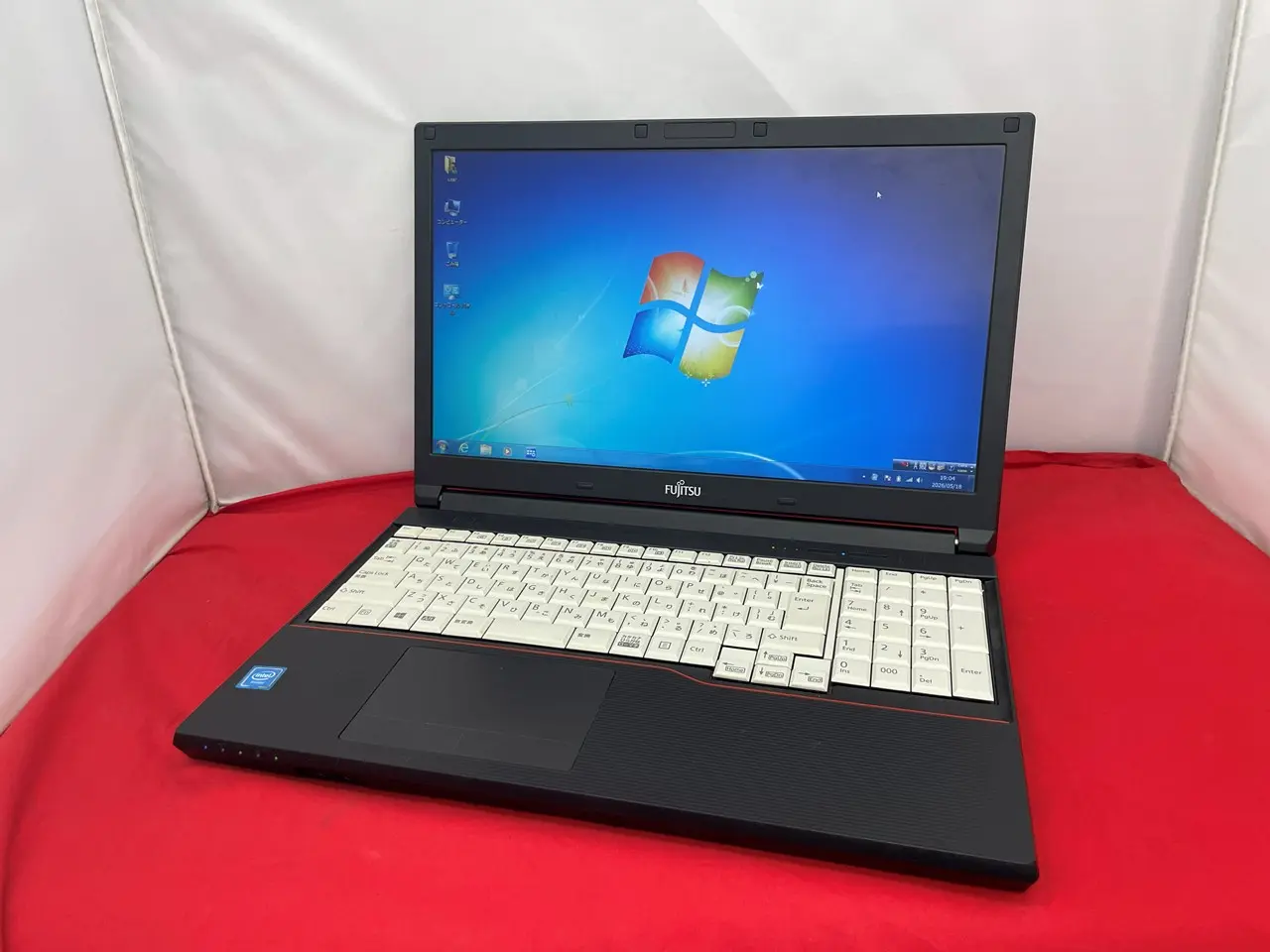 富士通 LIFEBOOK A574/MX（Windows7搭載モデル）
