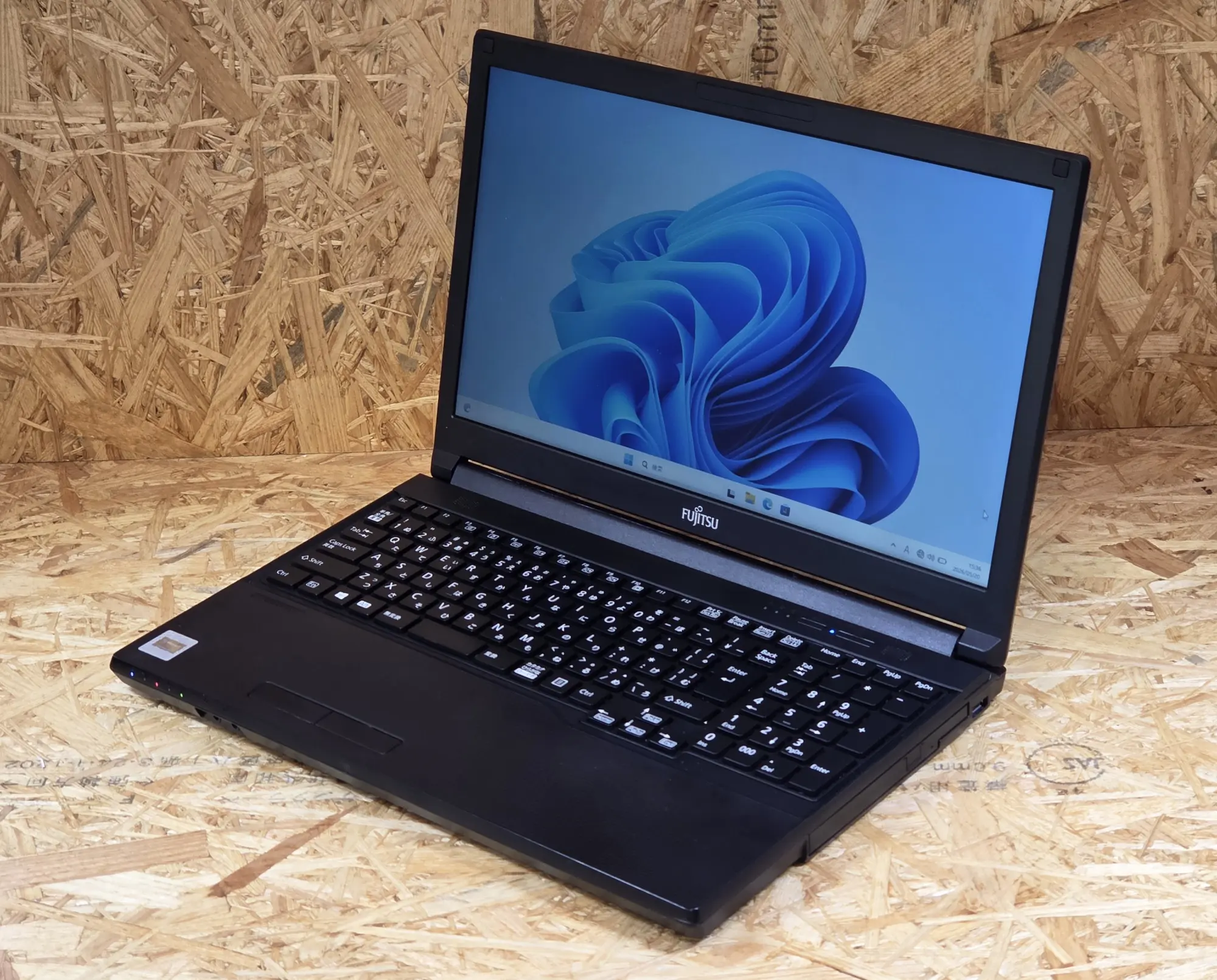 FUJITSU LIFEBOOK A5510/E（第10世代CPU）