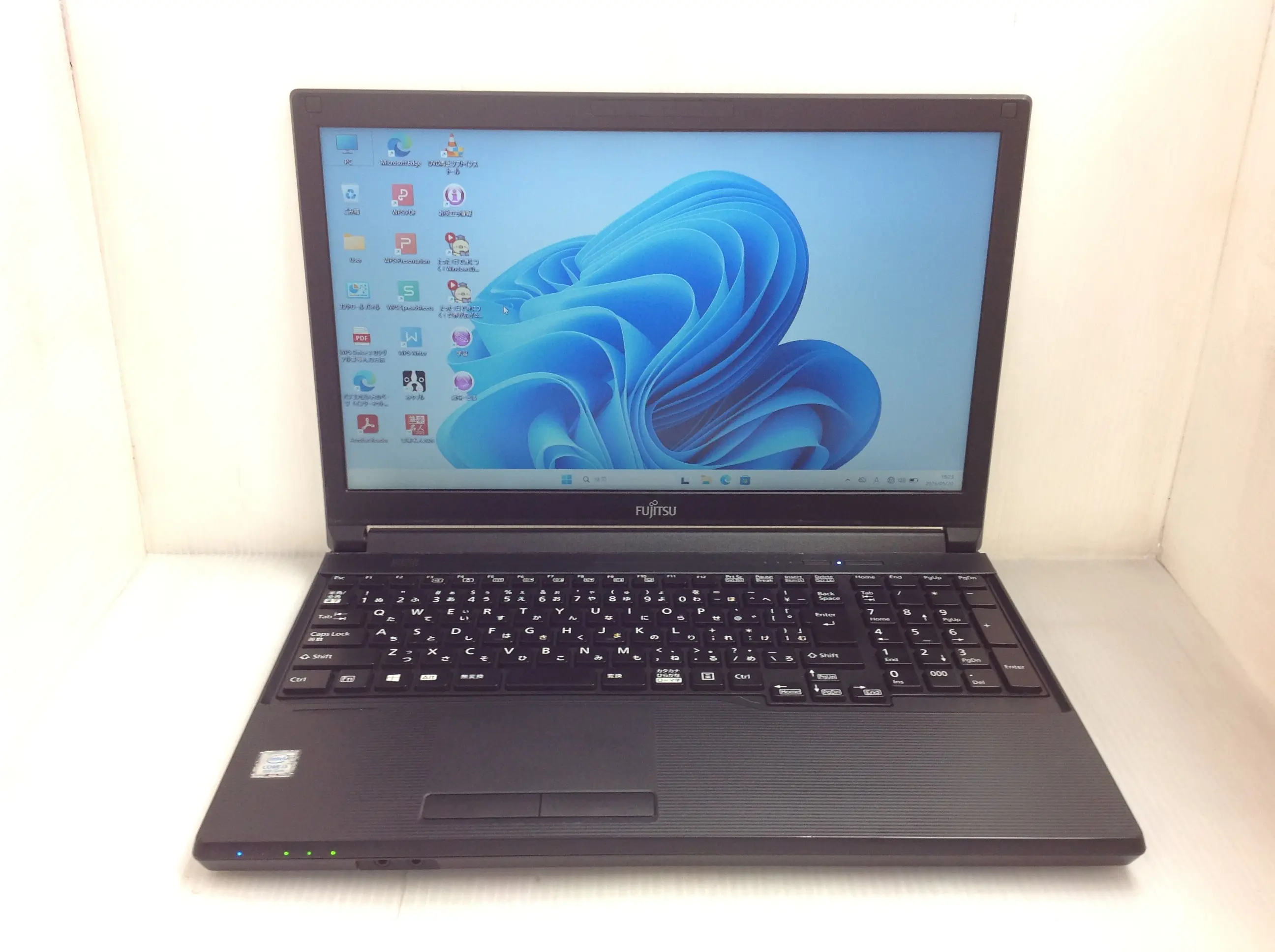 富士通 LIFEBOOK A579/B (第8世代CPU) Win11Pro・SSDモデル