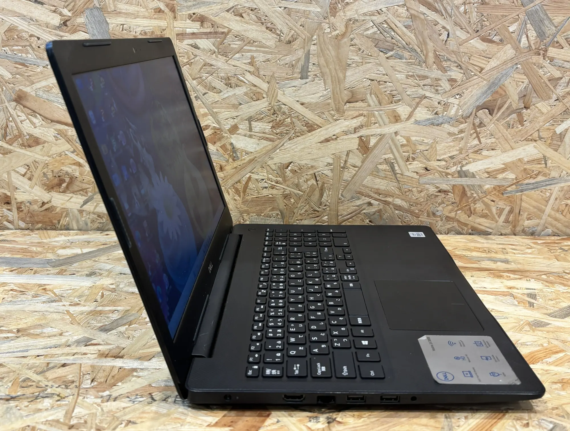 DELL Latitude 3590 (CPU:Core i5 10210U 1.6GHz/メモリ:8GB/SSD:256GB)