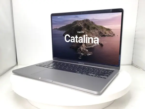 Apple Macbook Air MVFM2J/A A1932（2019年モデル）
