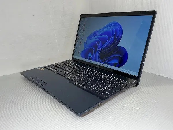 富士通 LIFEBOOK AH77/D1(第8世代CPU)