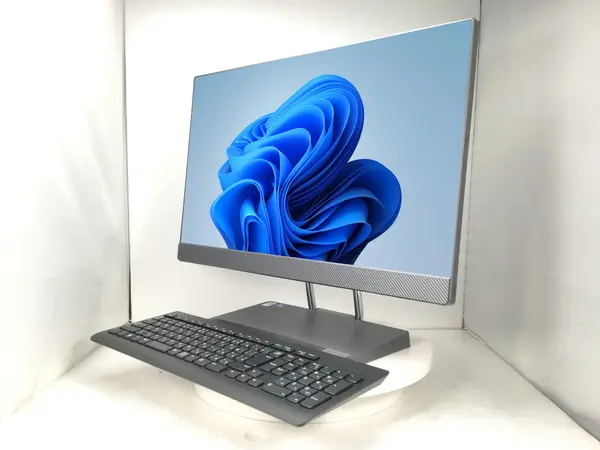 Lenovo IdeaCentre AIO 570i（第12世代CPU）