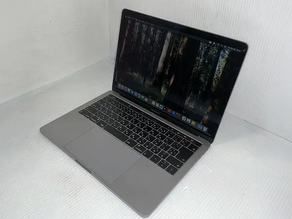 Apple MacBook Pro A1989