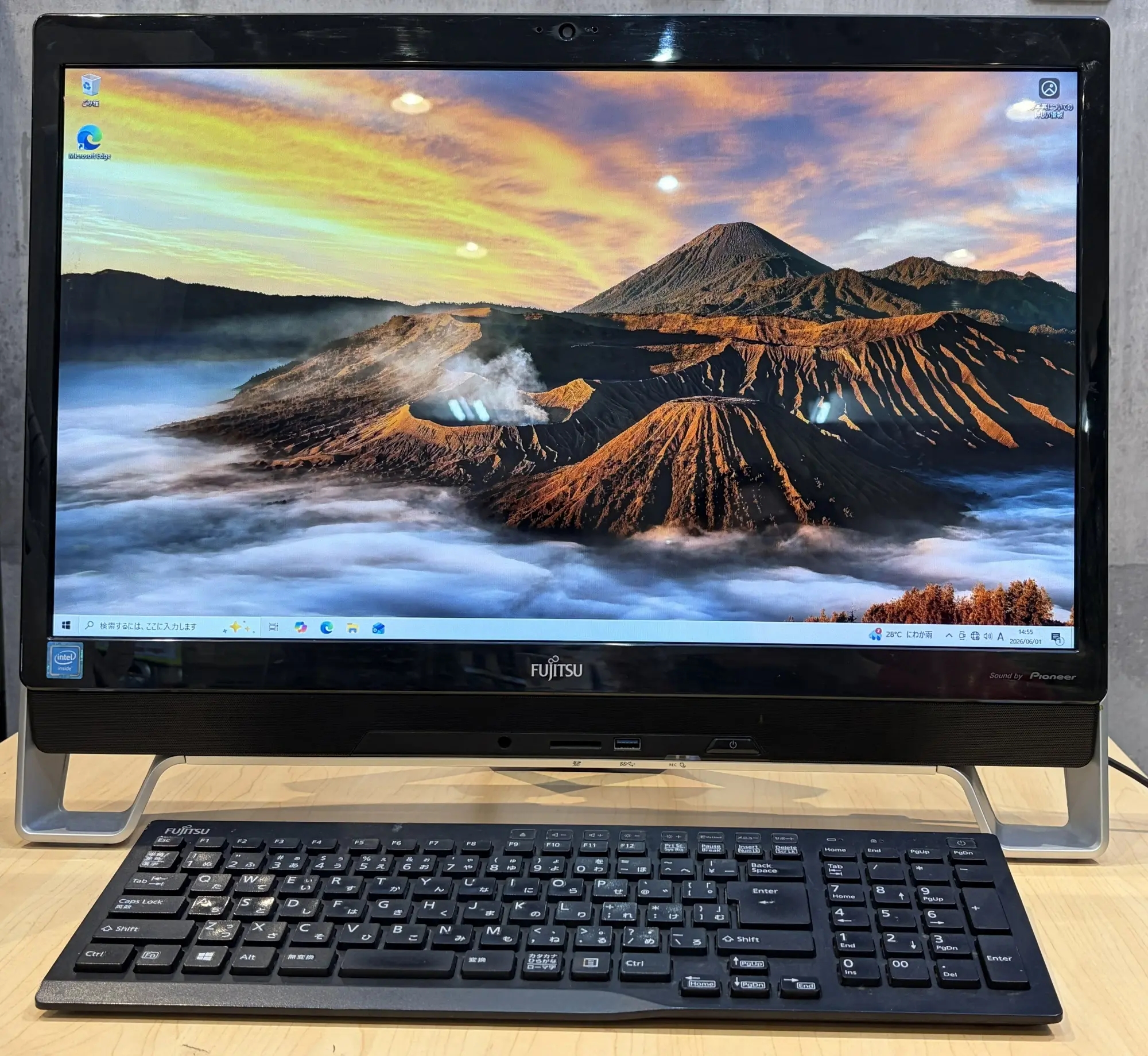 富士通 ESPRIMO FH53/XD（第6世代）
