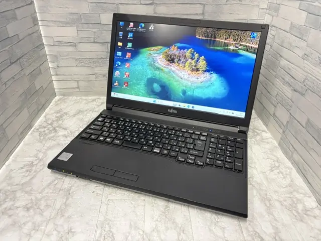 富士通 LIFEBOOK A579/A(Corei5-8265U 1.8GHz / メモリ:16GB / SSD 128GB )8世代