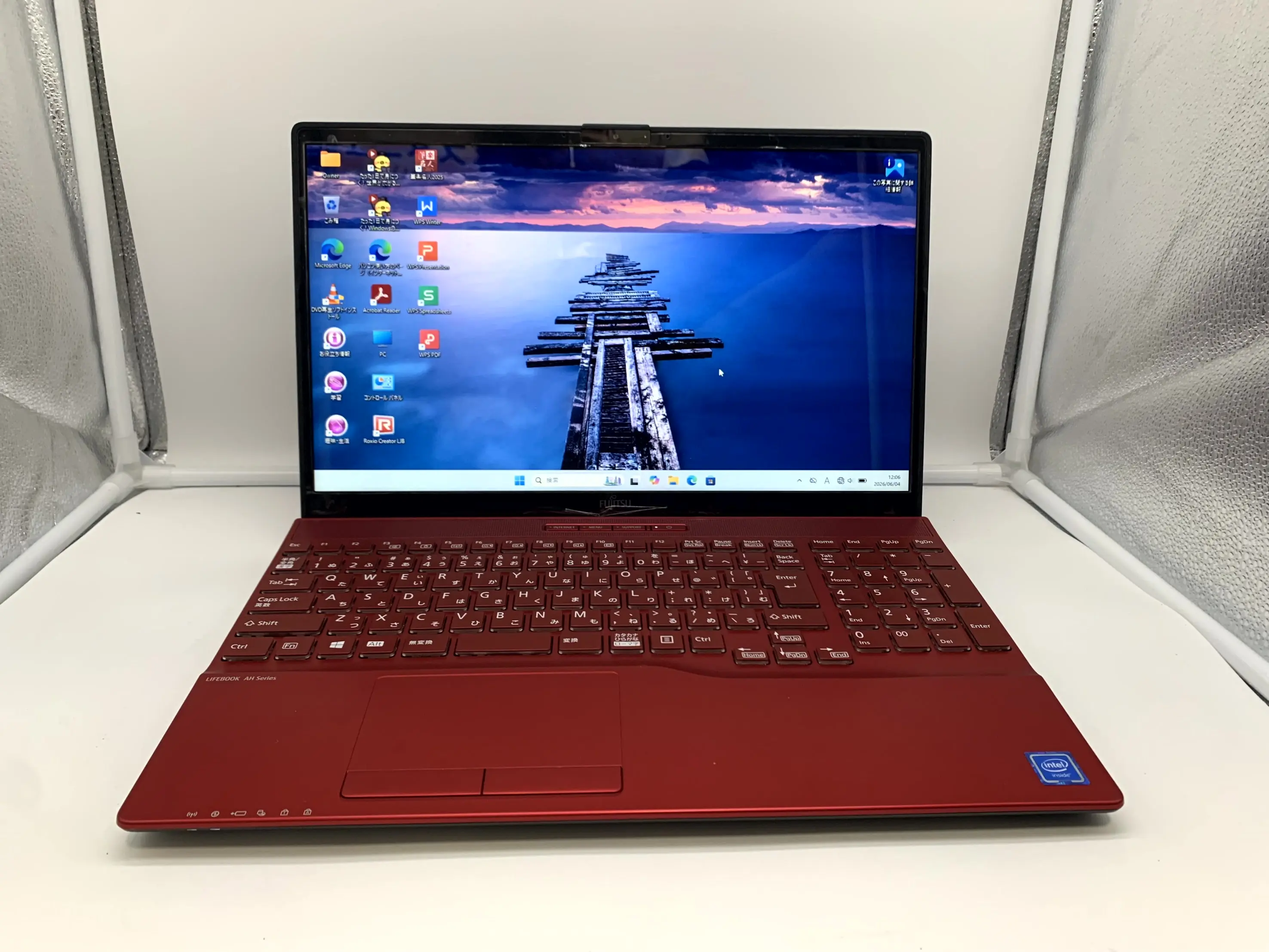 LIFEBOOK AH40/F1
