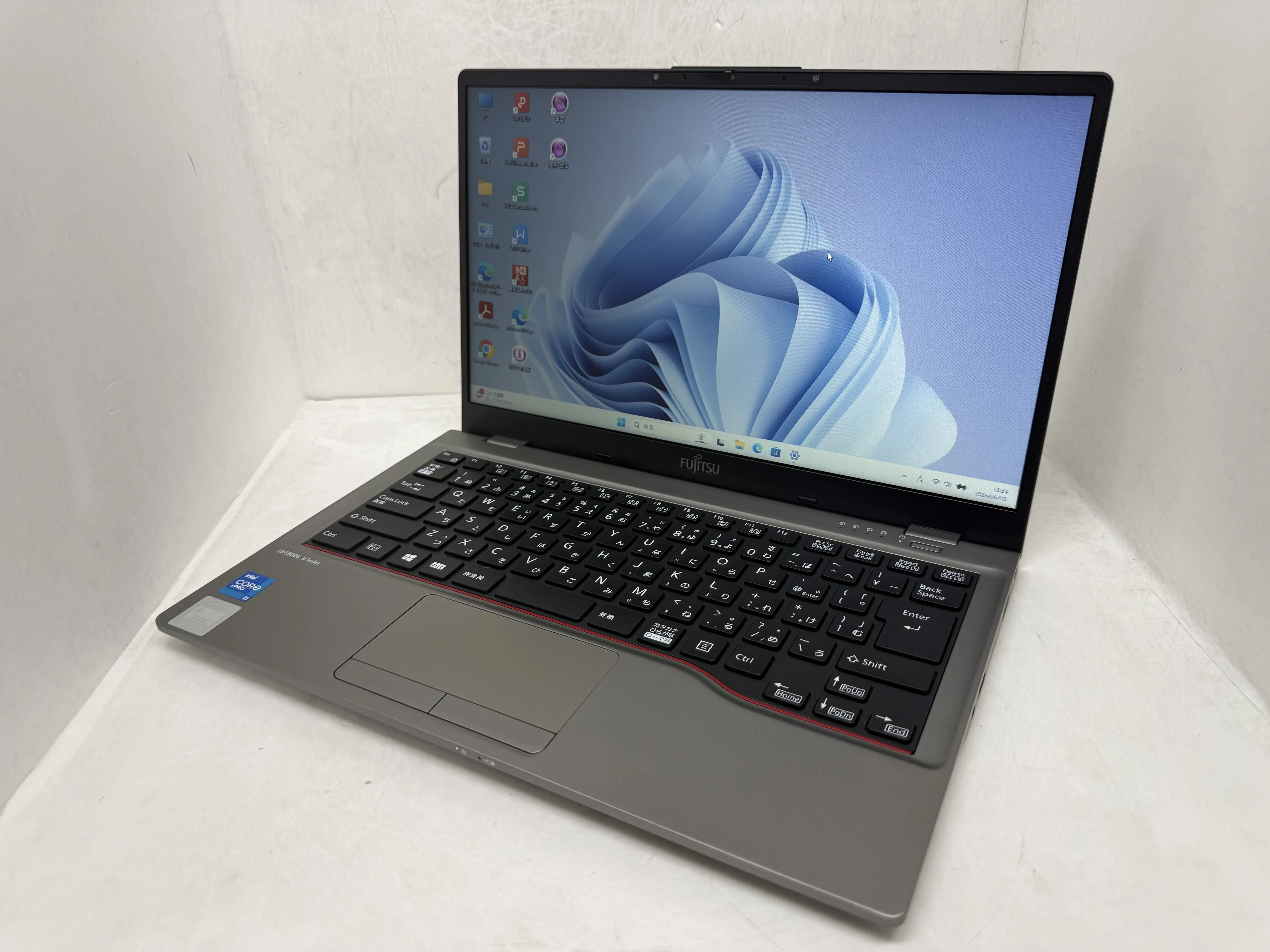 FUJITSU LIFEBOOK U7411/G（第11世代Corei5）