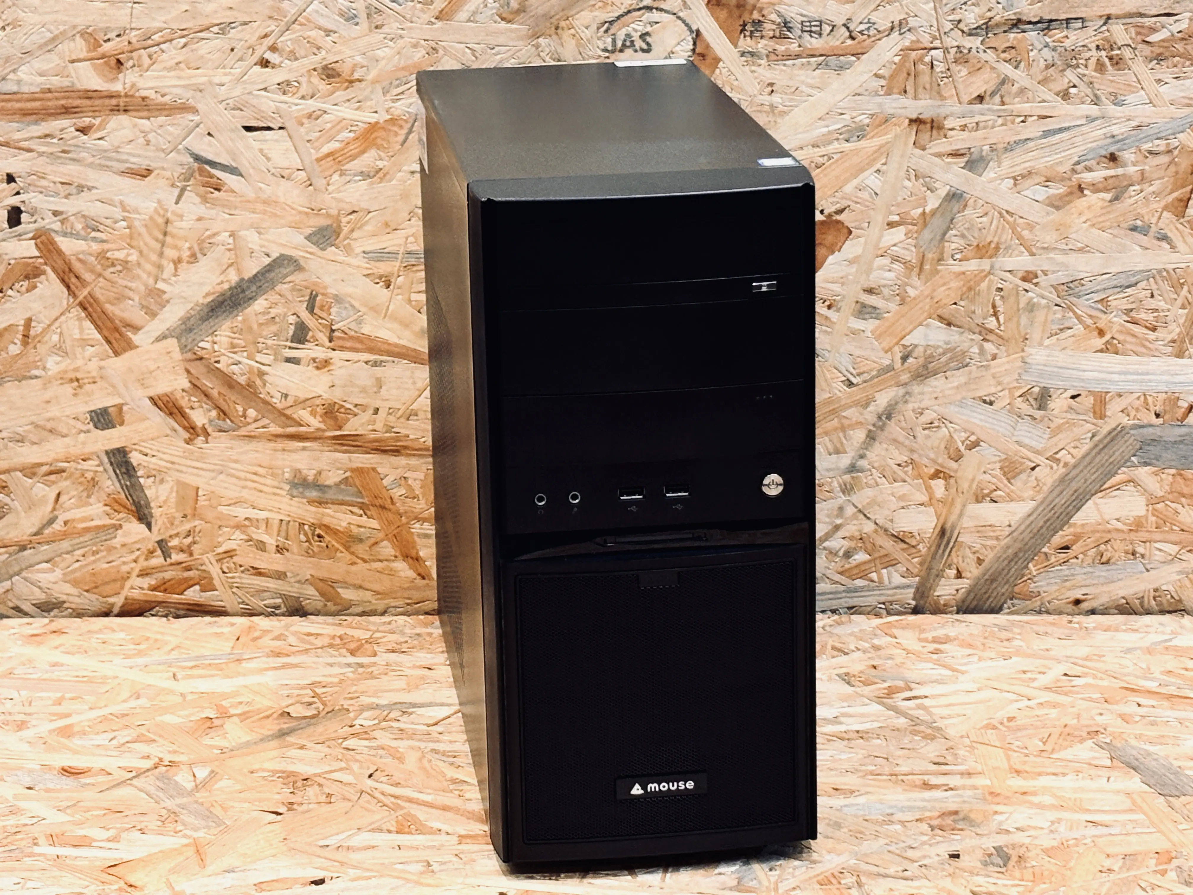 mouse computer LUV MACHINES iG810U5N-M2SH2 (第9世代CPU)