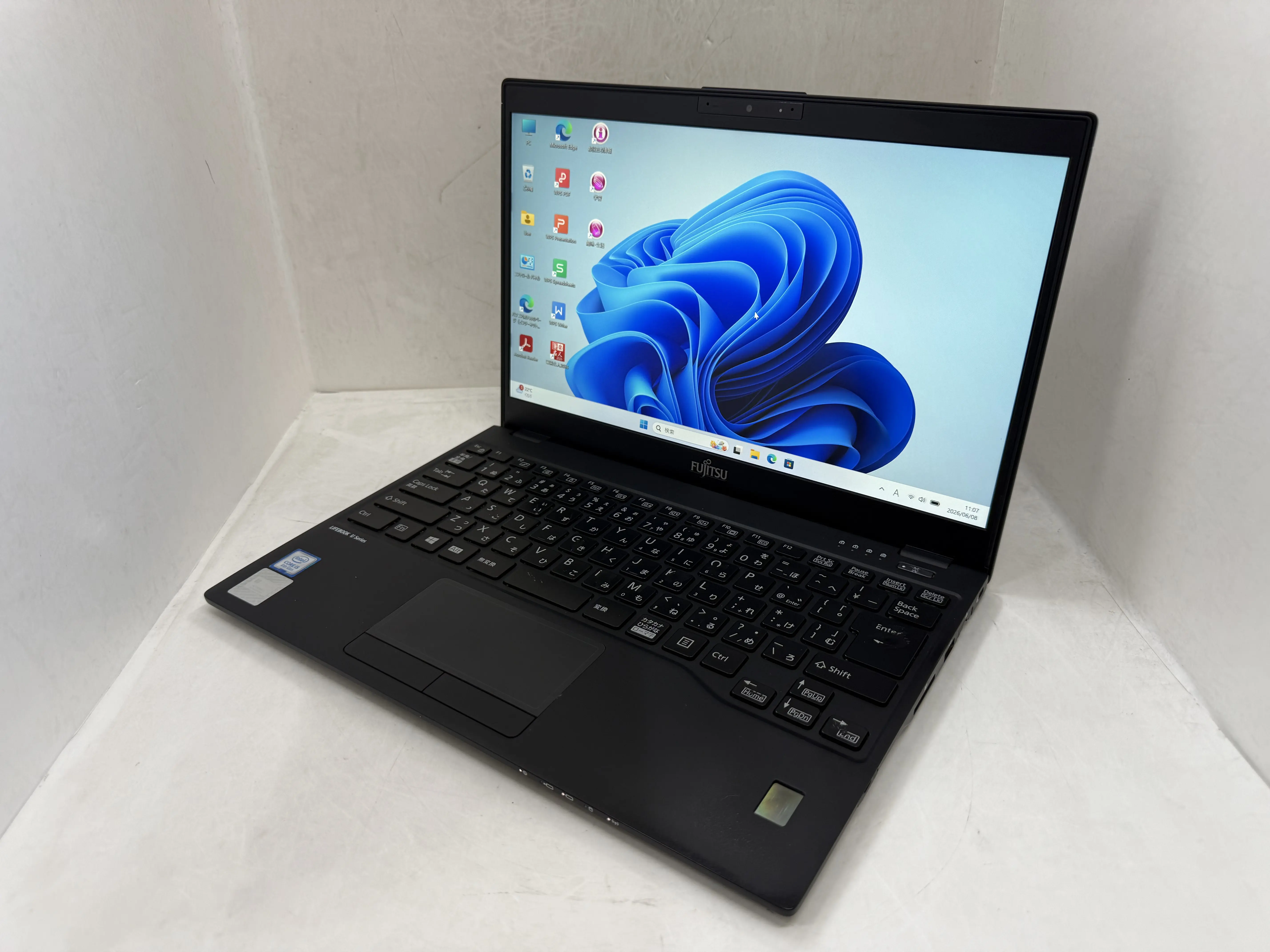 FUJITSU LIFEBOOK U939/B（第8世代Corei5）