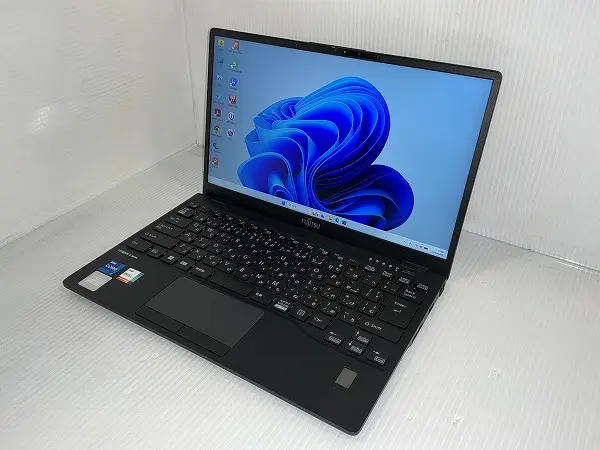 富士通 LIFEBOOK U9312/J(第12世代CPU)