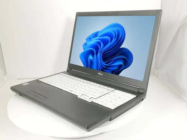 富士通 LIFEBOOK A5510/F（訳ありパソコン）