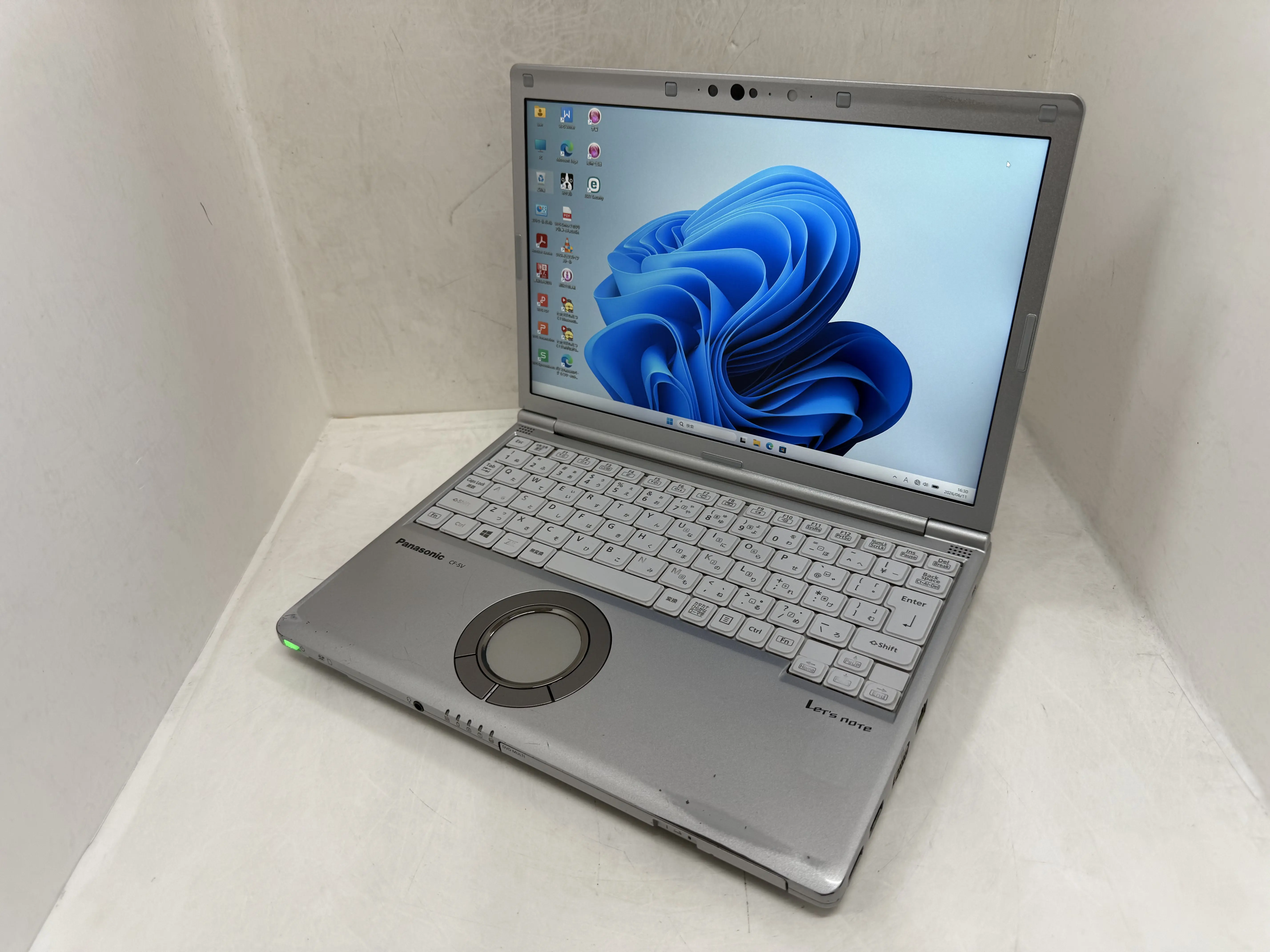 Panasonic CF-SV9RFLVS（第10世代Corei5）