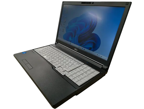 富士通 LIFEBOOK A5511/G（第11世代CPU）