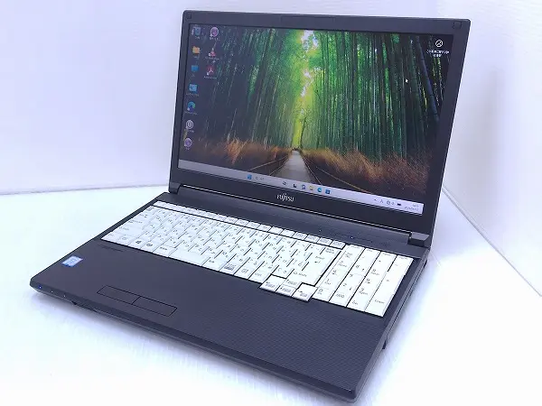富士通 LIFEBOOK A579/B