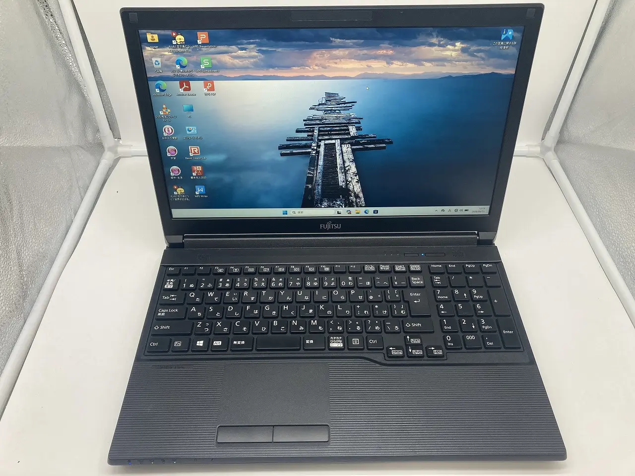 富士通 LIFEBOOK A579/B
