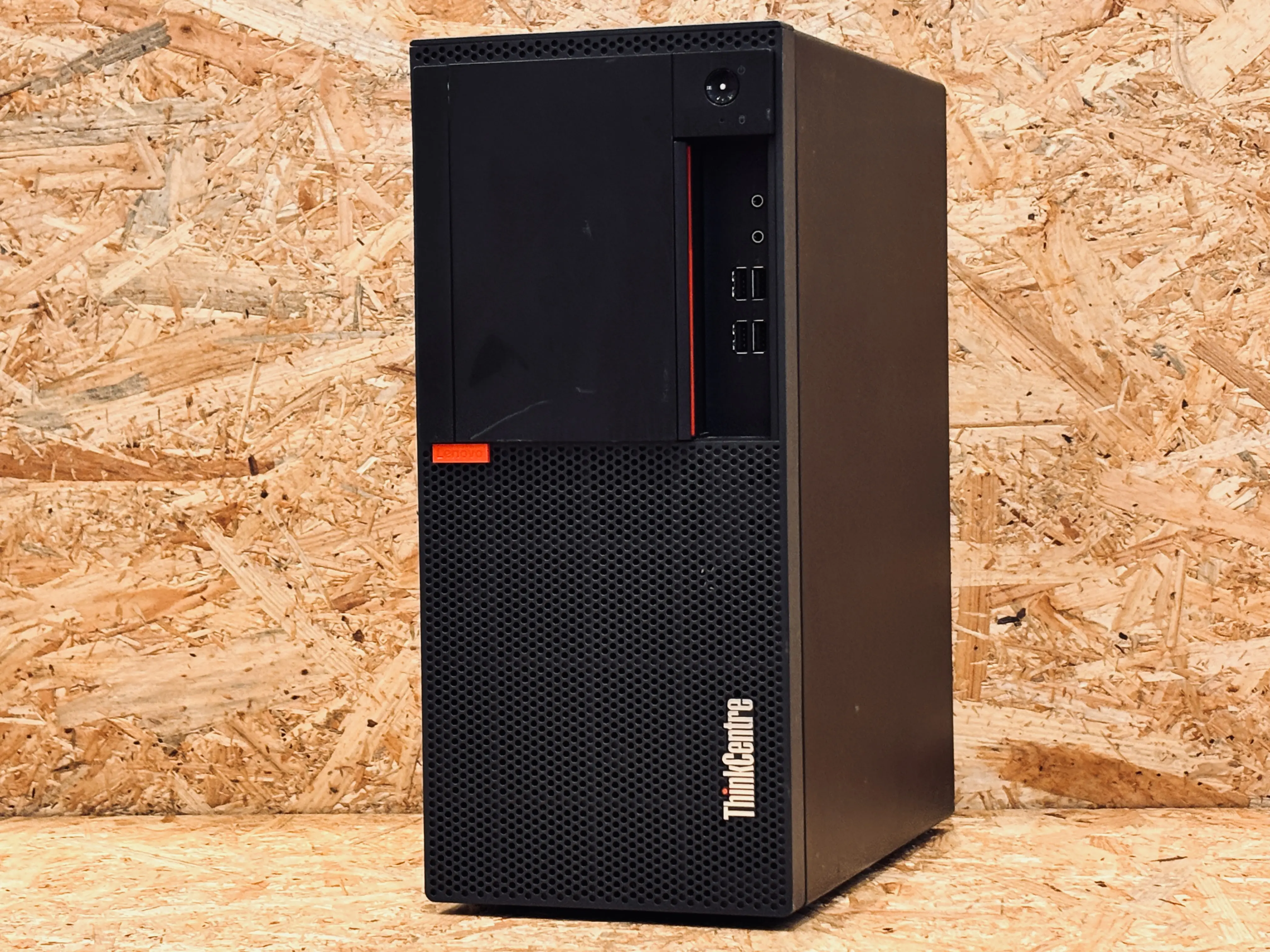 Lenovo ThinkCentre M910t（第7世代CPU）
