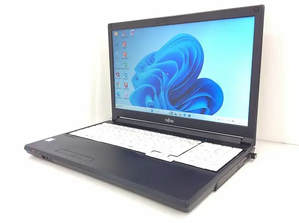 富士通 LIFEBOOK A579/C (第8世代CPU・ﾒﾓﾘ8GB・SSD128GB)