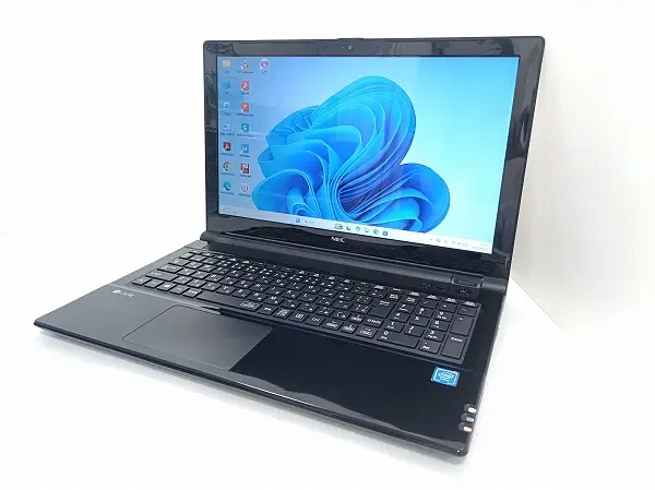 NEC LAVIE NS150/HAB (第7世代CPU)
