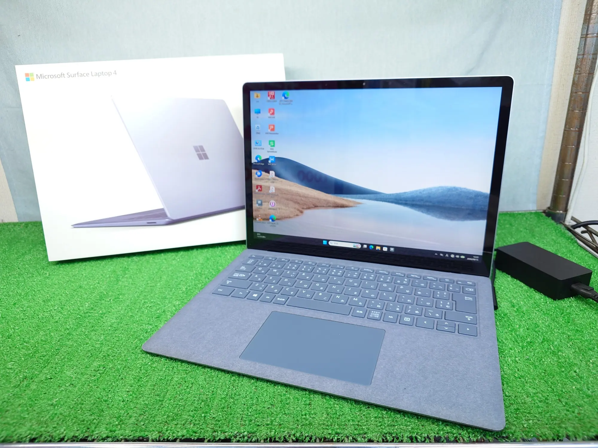 Microsoft Surface Laptop 4
