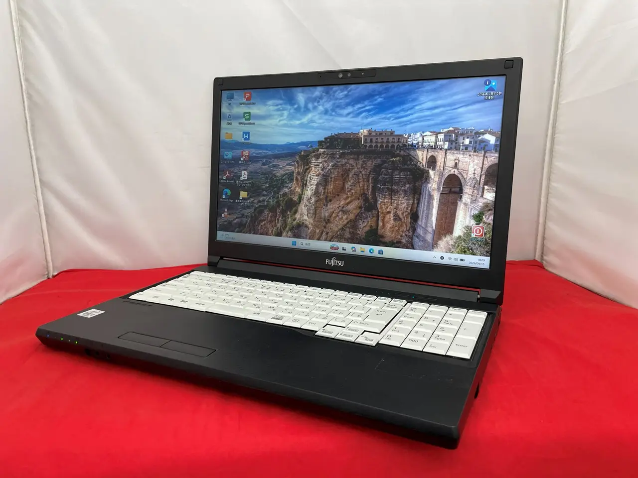 富士通 LIFEBOOK A5510/DX (10世代CPU)