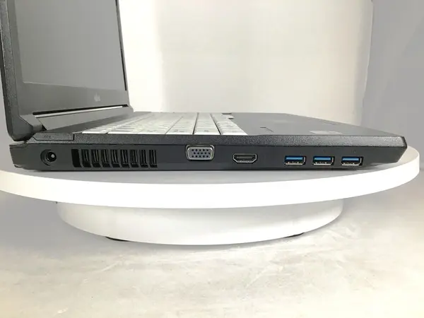 富士通 LIFEBOOK A5510/E(CPU：Core i3 10110U 4.10GHz/メモリ：4GB