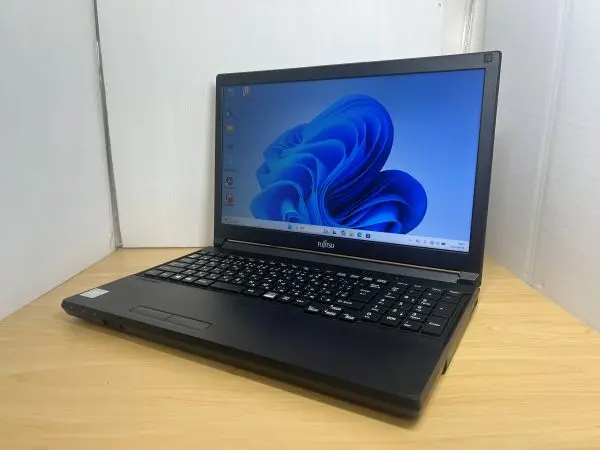 富士通 LIFEBOOK A579/A